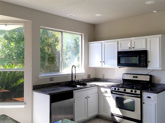 5th image of 1622 Bengal Dr