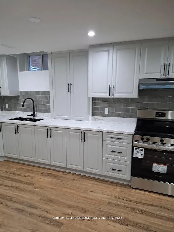 2 bed, $1,900 — Photo 3