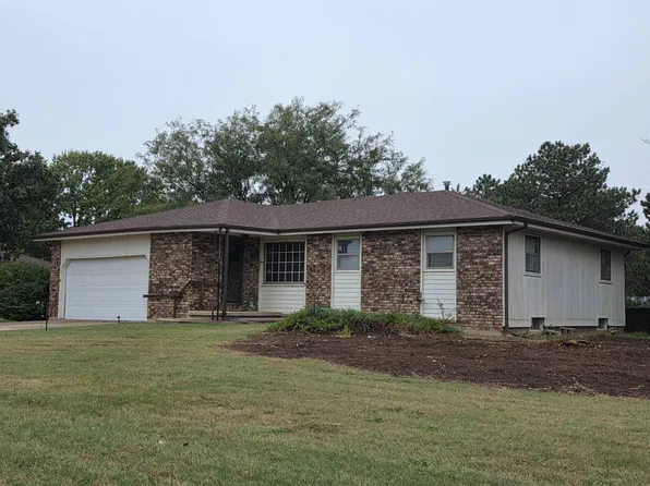 325 Kunkle Dr, Ellsworth, KS 67439
