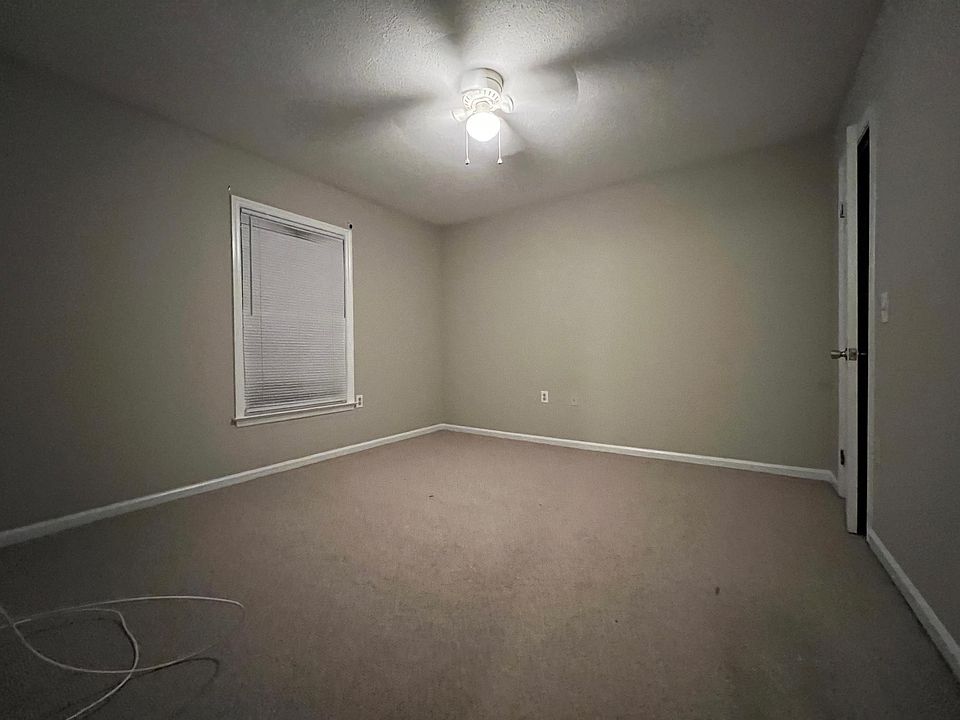 1st image of 140 Lanier Dr #188