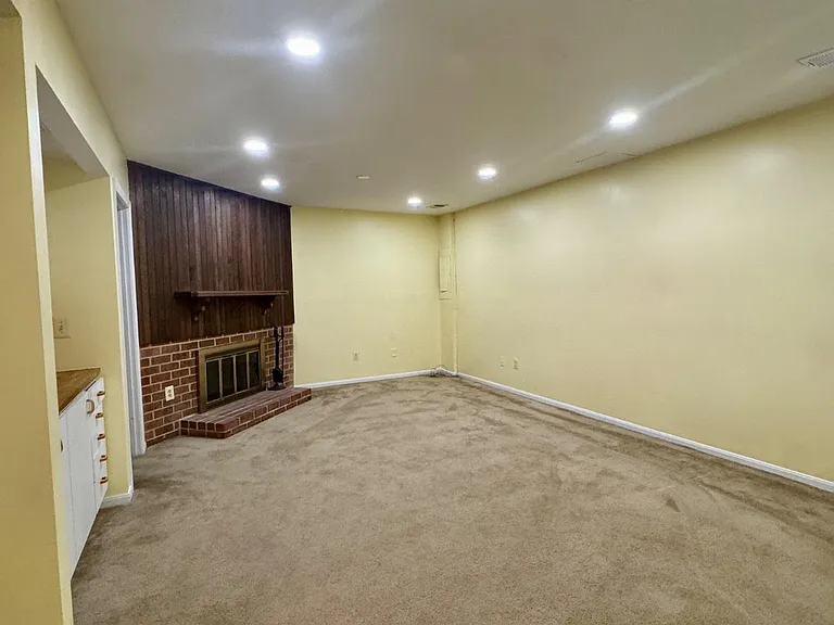 10216 Provincetown Ct — Photo 30