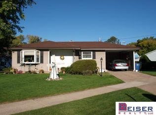 405 Ash St, Omro, WI 54963