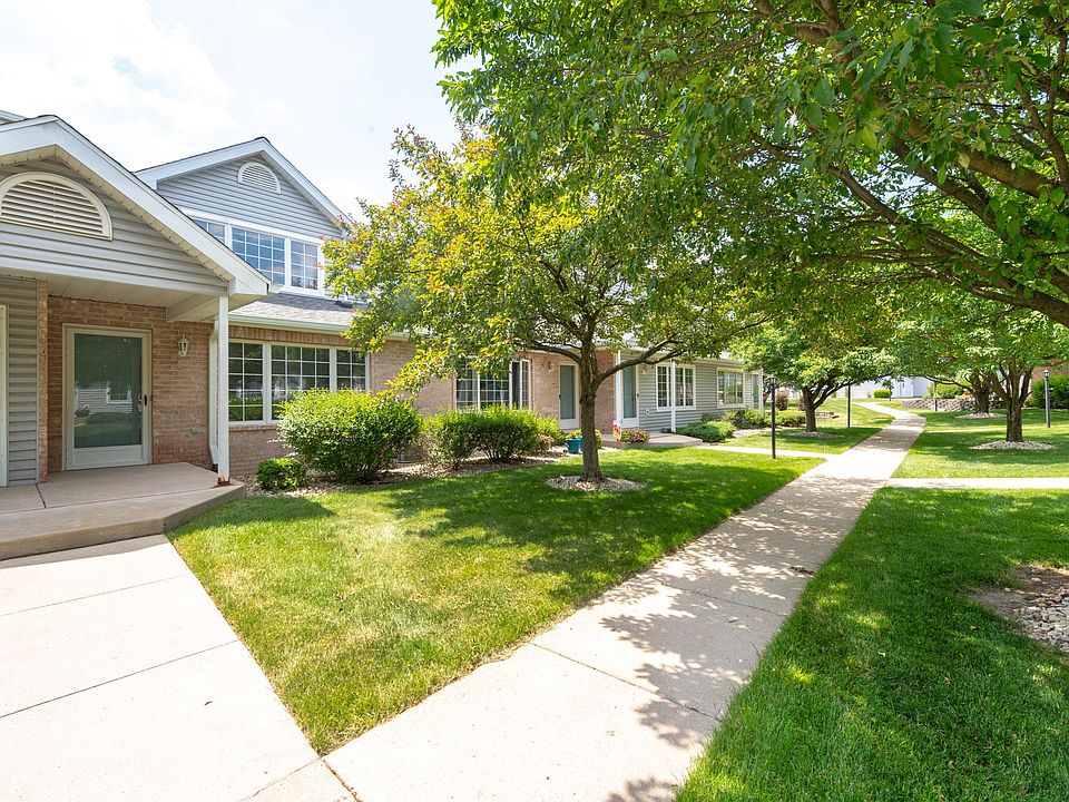 1st image of 10152 W Whitnall Edge Dr