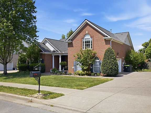 3rd image of 1013 Wyntergrace Farm Rd