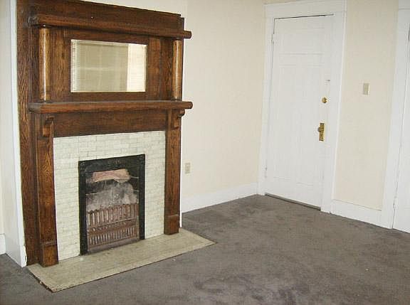 3rd image of 1318 Short St