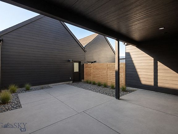 5th image of 2905 S 27th Ave