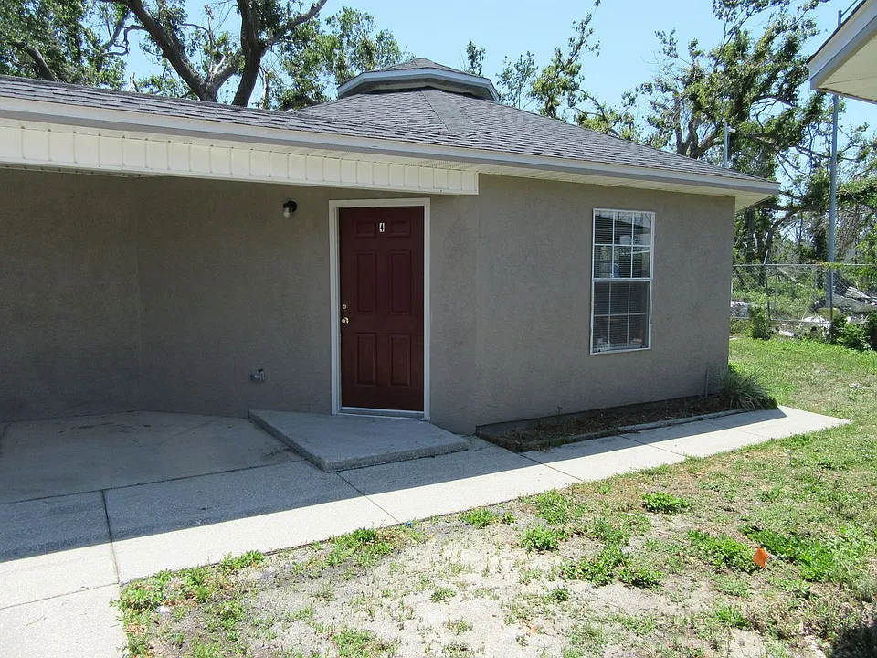 1401 Gulf Ave #4