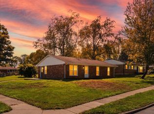 634 Hollow Creek Rd, Lexington, KY 40511