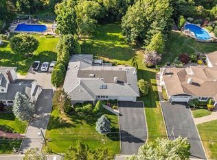 18 Hickman Street, Syosset, NY 11791