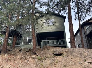 1207 NW Stannium Rd, Bend, OR 97703
