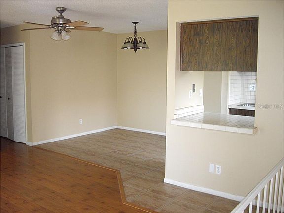 4th image of 4321 Pinebark Ave #4
