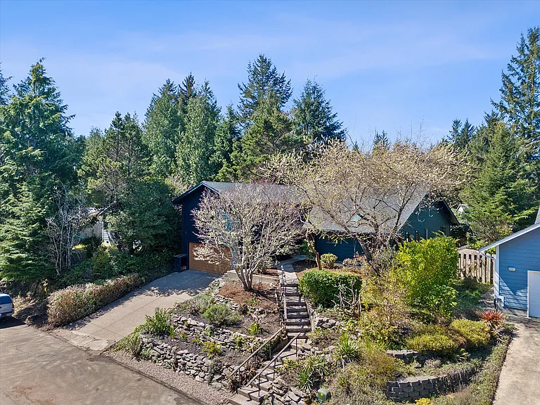 830 SW Dolores Dr — Photo 38