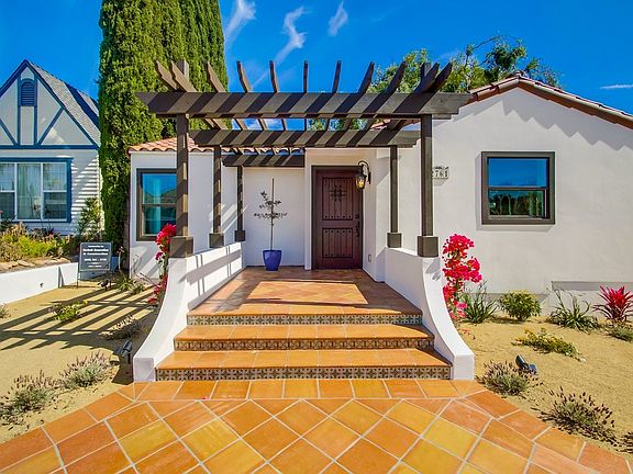 2nd image of 2761 Teresita St