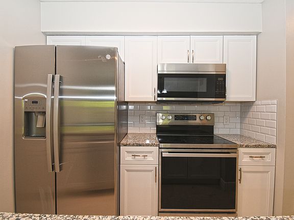 4th image of 4355 Barna Ave