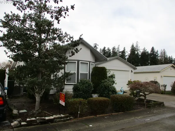 1655 S Elm St Unit 323, Canby, OR 97013