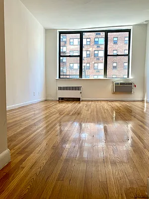 Rented by Paley Management | media 1