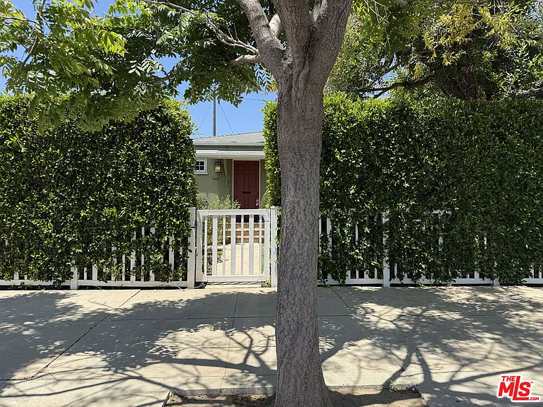 11919 Tennessee Pl — Photo 1