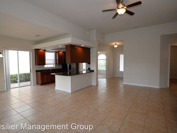 3rd image of 12211 Pasha Ln
