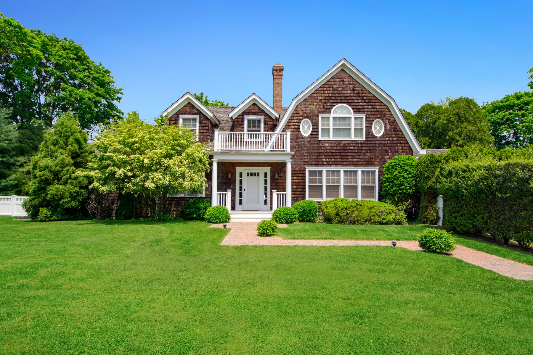 485 Hill St in Southampton Out East