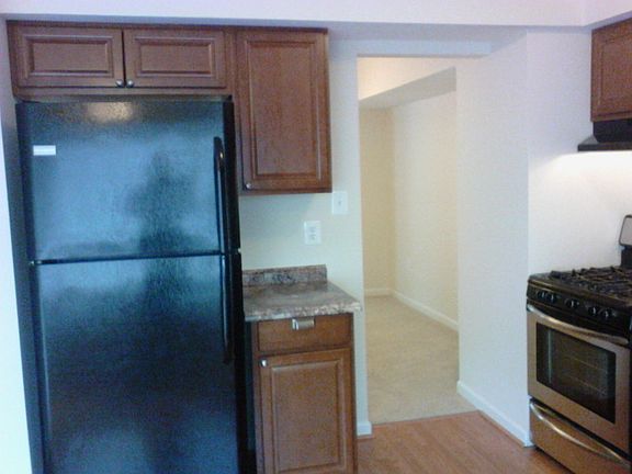 4th image of 14321 N Park Ct