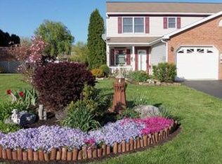 384 Acorn Cir #L-0199, Lebanon, PA 17042