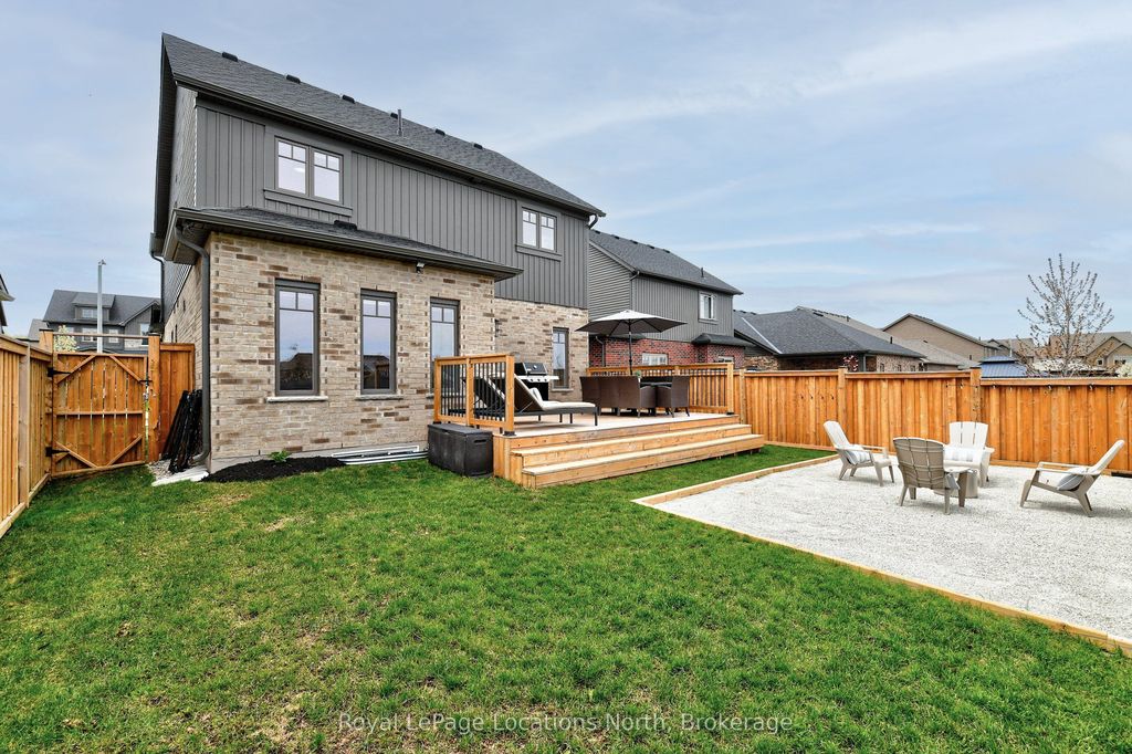 13 Bassett St, Collingwood, ON - View 3