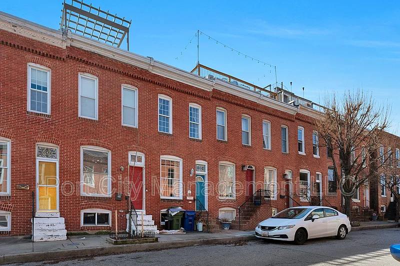 Building Photo - 639 Harvey St #1