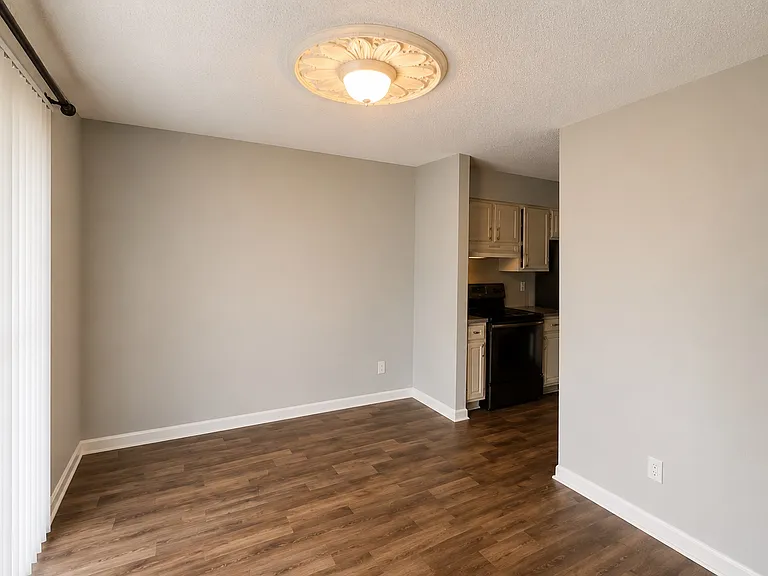 11105 Harrowfield Rd #11105 — Photo 5