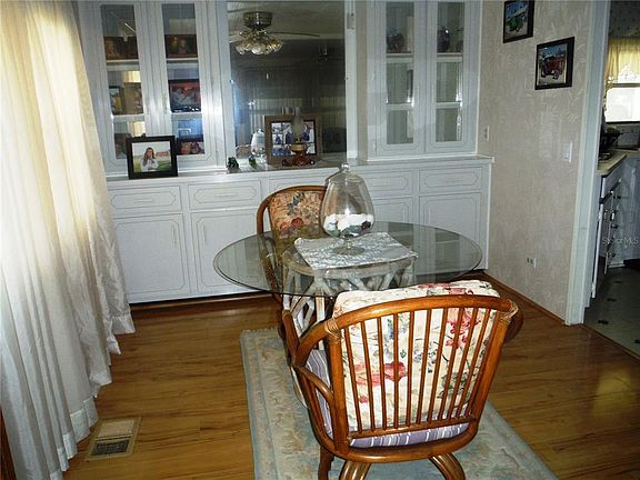 5th image of 38 DEER TRAIL COURT #49