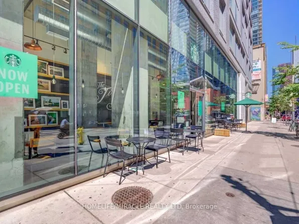 101 Peter St, Toronto, ON