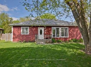 57 Howard Rd, Newmarket, ON L3Y3G6