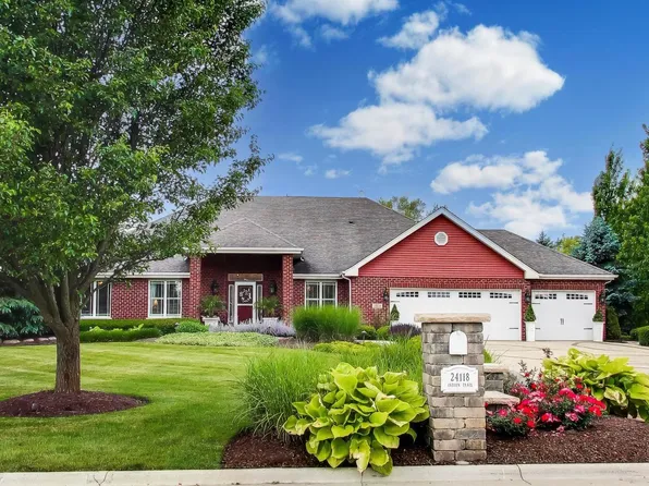 24118 S Indian Trl, Manhattan, IL 60442