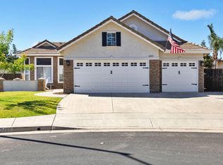 2621 Rall Ave, Clovis, CA 93611