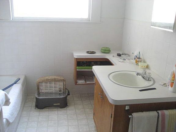 4th image of 2107 Orange St