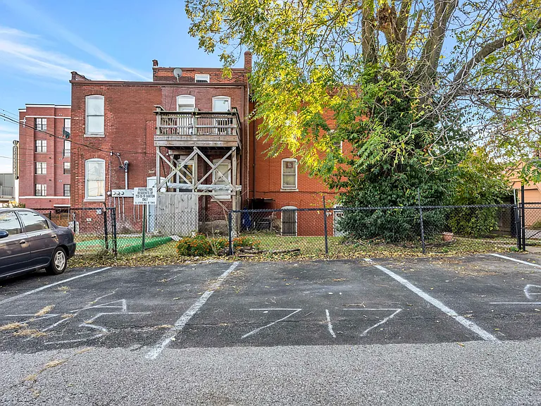 715 Barton St #715A — Photo 22