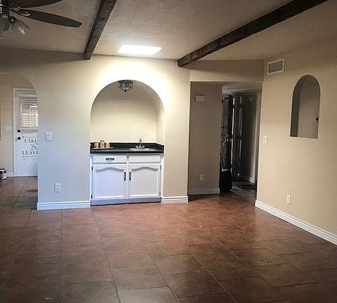 5th image of 207 E Calle Diamante