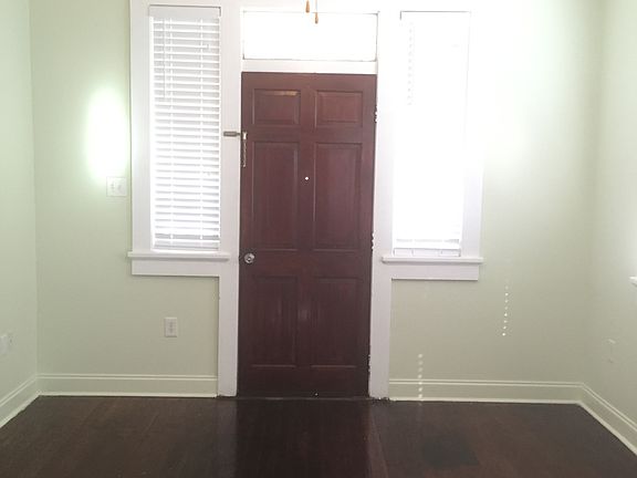 5th image of 1800 N Dupre St