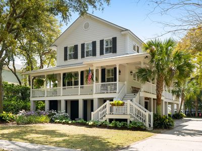 825 Marsh Grove Ave, Mount Pleasant, SC, 29464