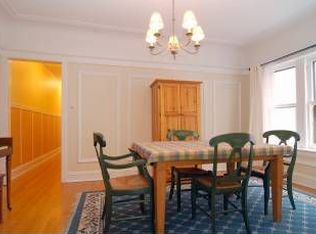 610 Hinman Ave #3A, Evanston, IL 60202