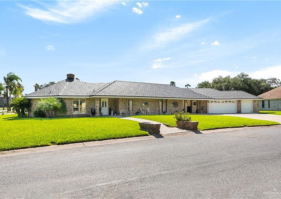 1st image of 2732 Rhett Dr