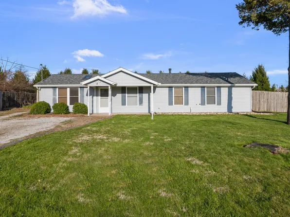 6523 N Main St, Davenport, IA 52806