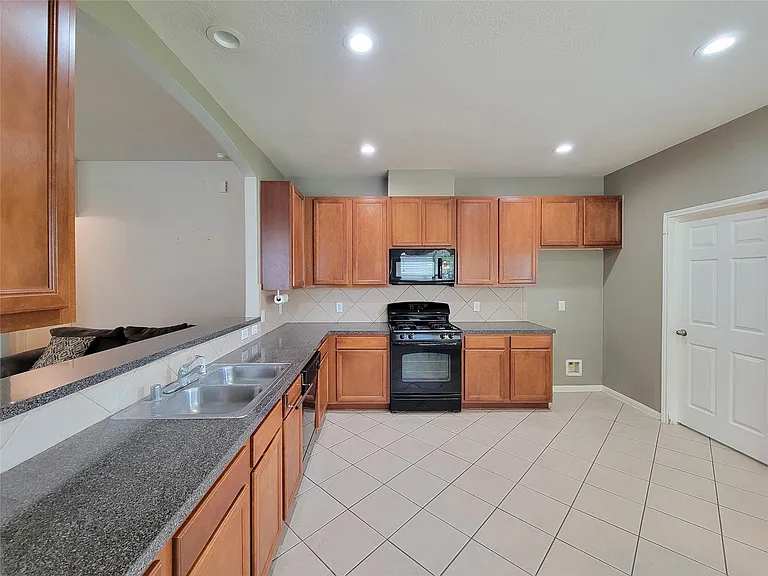 25223 Hazel Ranch Dr — Photo 2