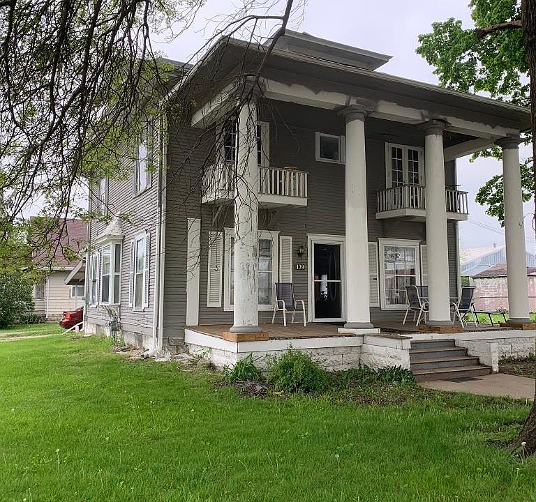 2nd image of 139 N Main St