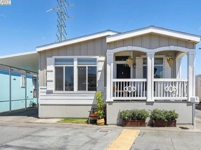 3015 E Bayshore Rd SPC 423, Redwood City, CA, 94063