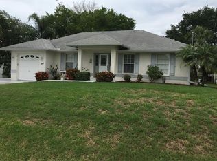 648 Dolphin Rd, Venice, FL 34293