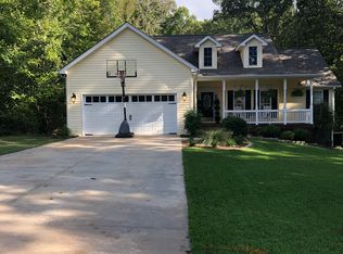 108 Broken Ridge Ct, Greenwood, SC 29646