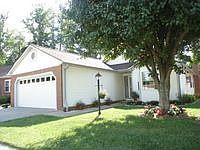 1st image of 215 Hampton Ct