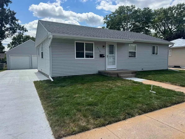 2319 W 5th St, Hastings, NE 68901