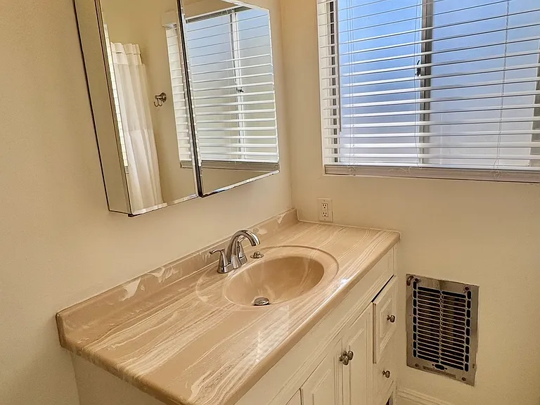 Kailua Ln — Photo 14