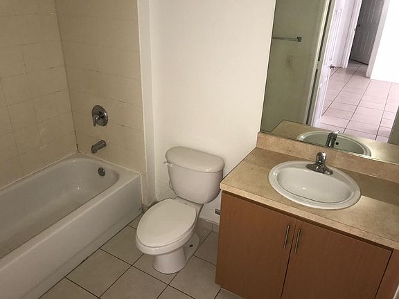 4th image of 13780 NE 3rd Ct APT 108